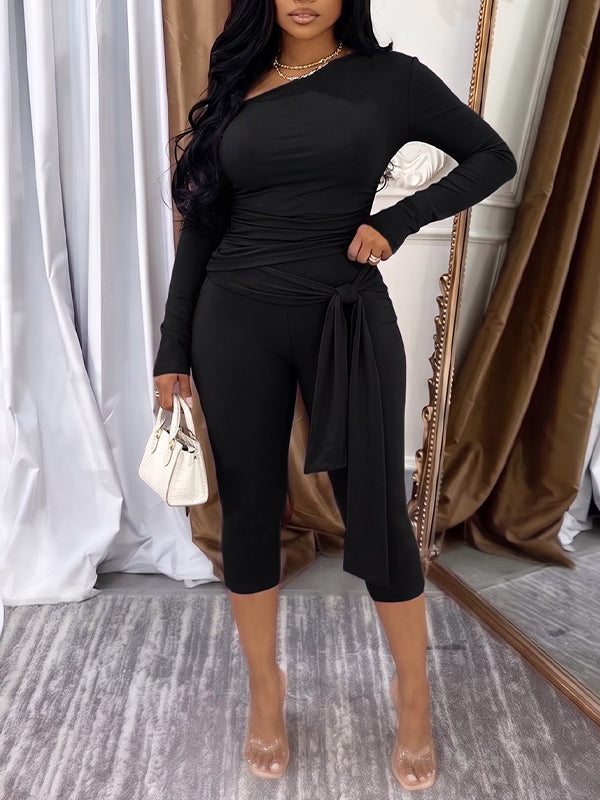 Solid Ruched Top & Tie Capri Pants Set