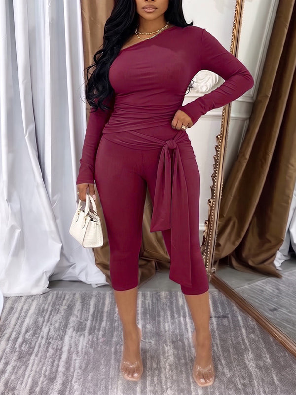 Solid Ruched Top & Tie Capri Pants Set