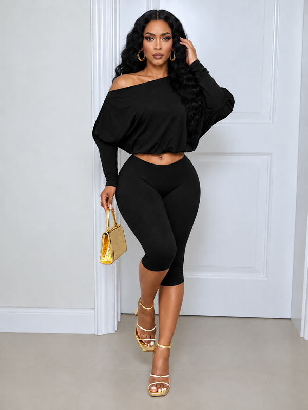 Boat-Neck Top & Capri Pants Set