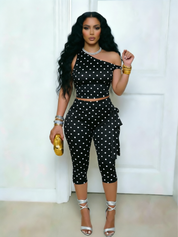 Dot Boat-Neck Top & Capri Pants Set