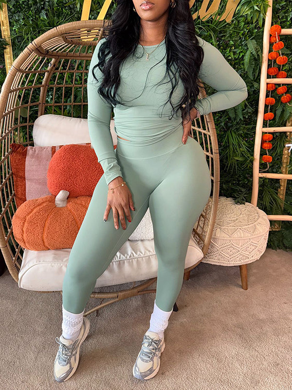 Solid Tee & Skinny Pants Set